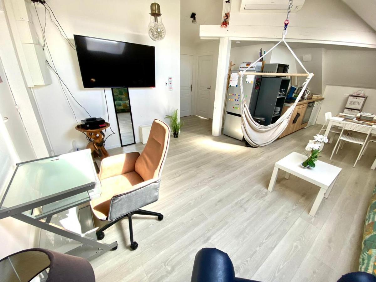 Appartement vue sur les étoiles Charleville-Mézières Extérieur photo